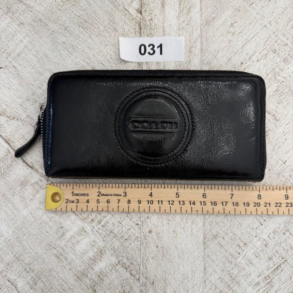 Coach Women's Black Wallet-purses